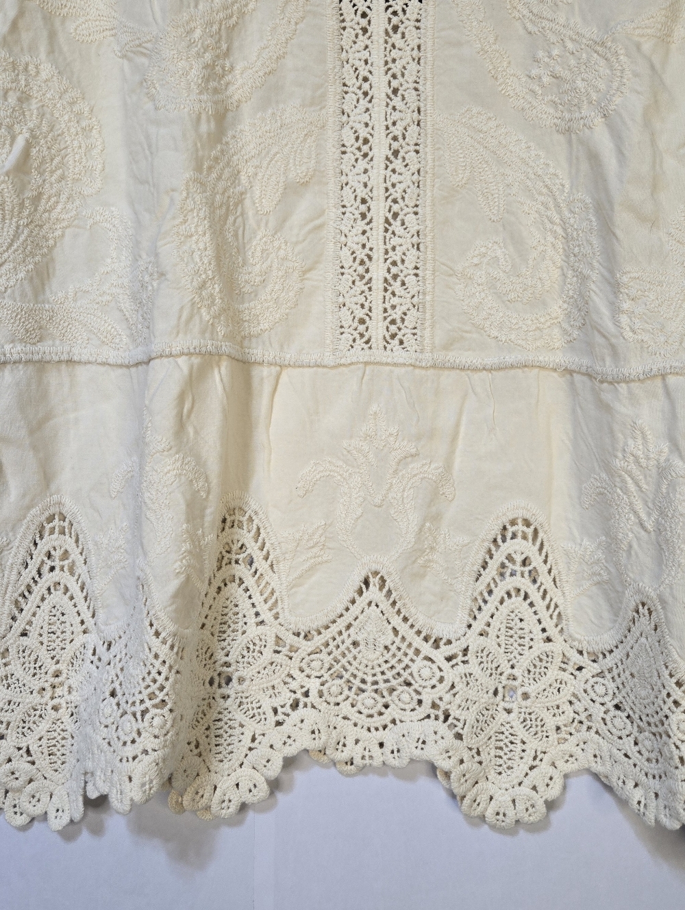 DEMOCRACY Women Size XS Neutral Cream Crochet  S/Sl, Peasant Top  NWT - Picture 6 of 10